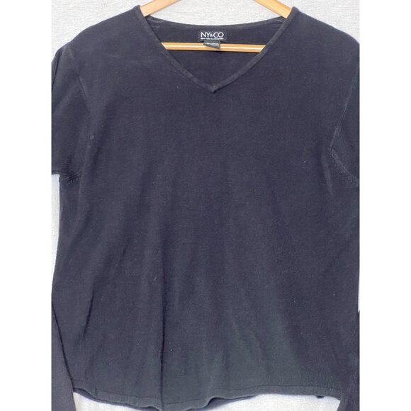 NY & Co  Sweater Size XL Black Acrylic V-Neck Long Sleeve SOFT Goth - Picture 3 of 16